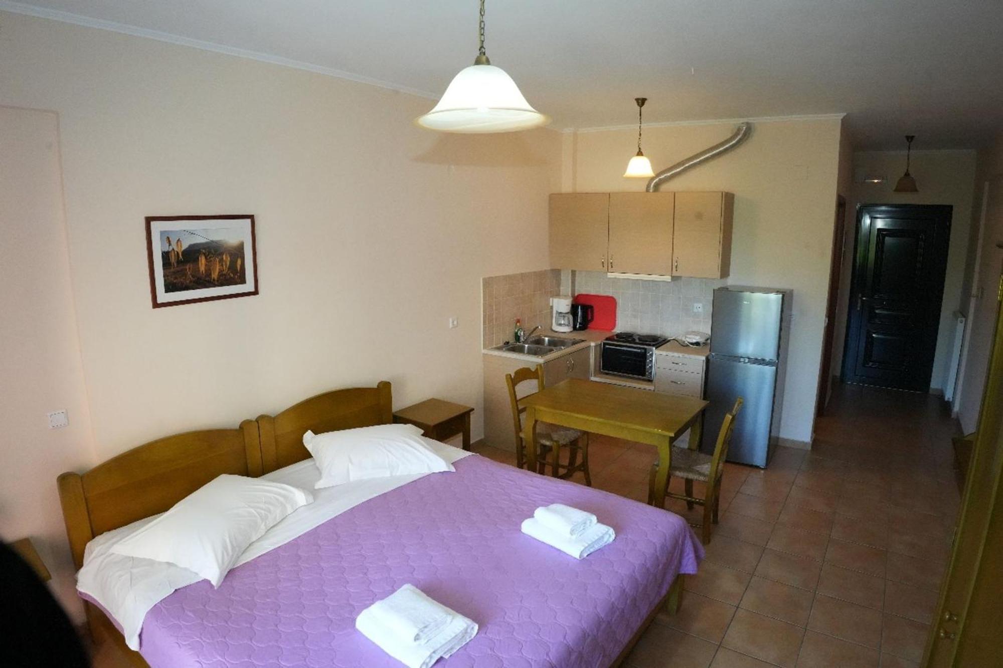 Apartamento Porto Nirikos Lefkada - Private Parking Exterior foto