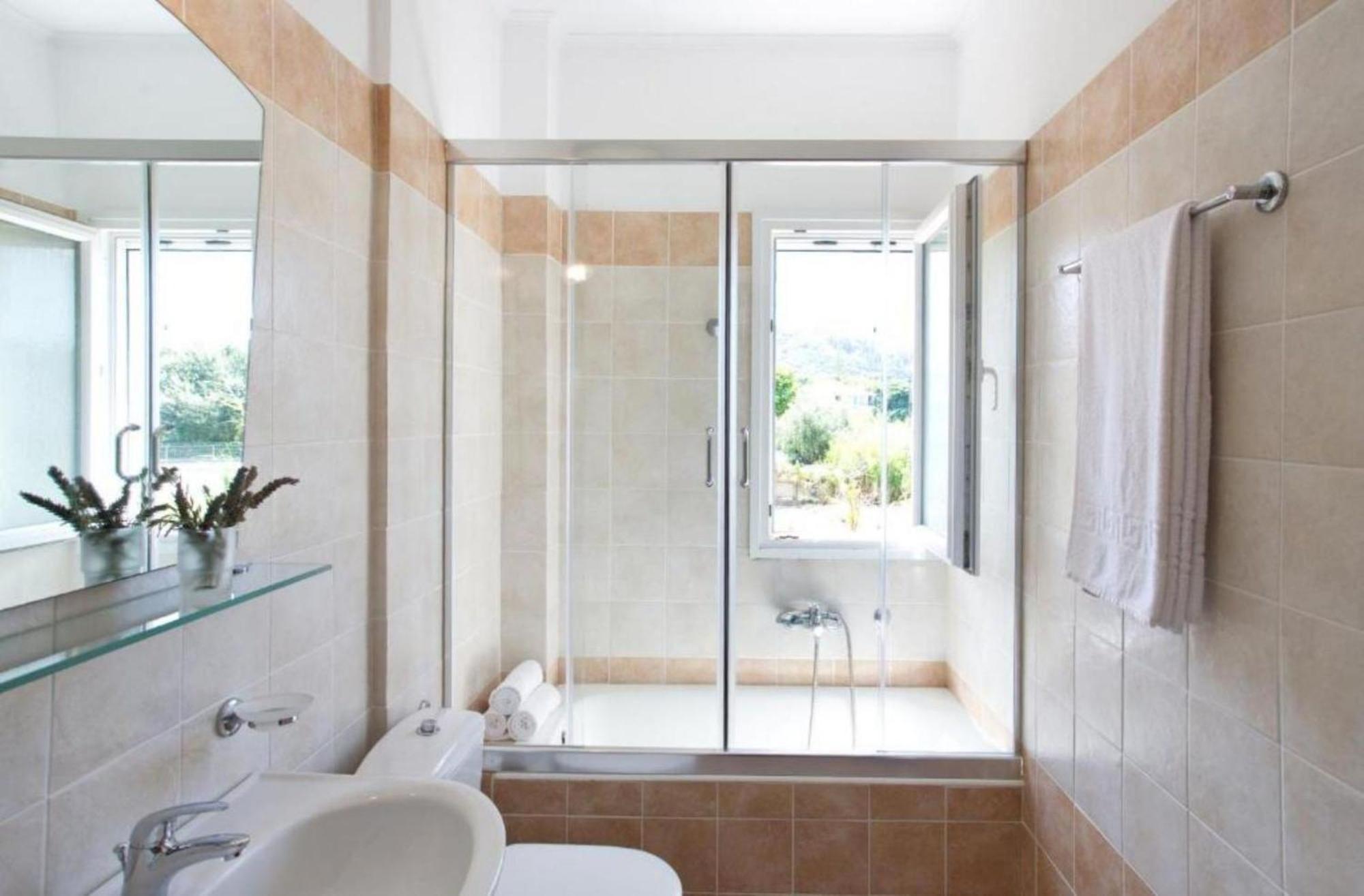 Apartamento Porto Nirikos Lefkada - Private Parking Exterior foto