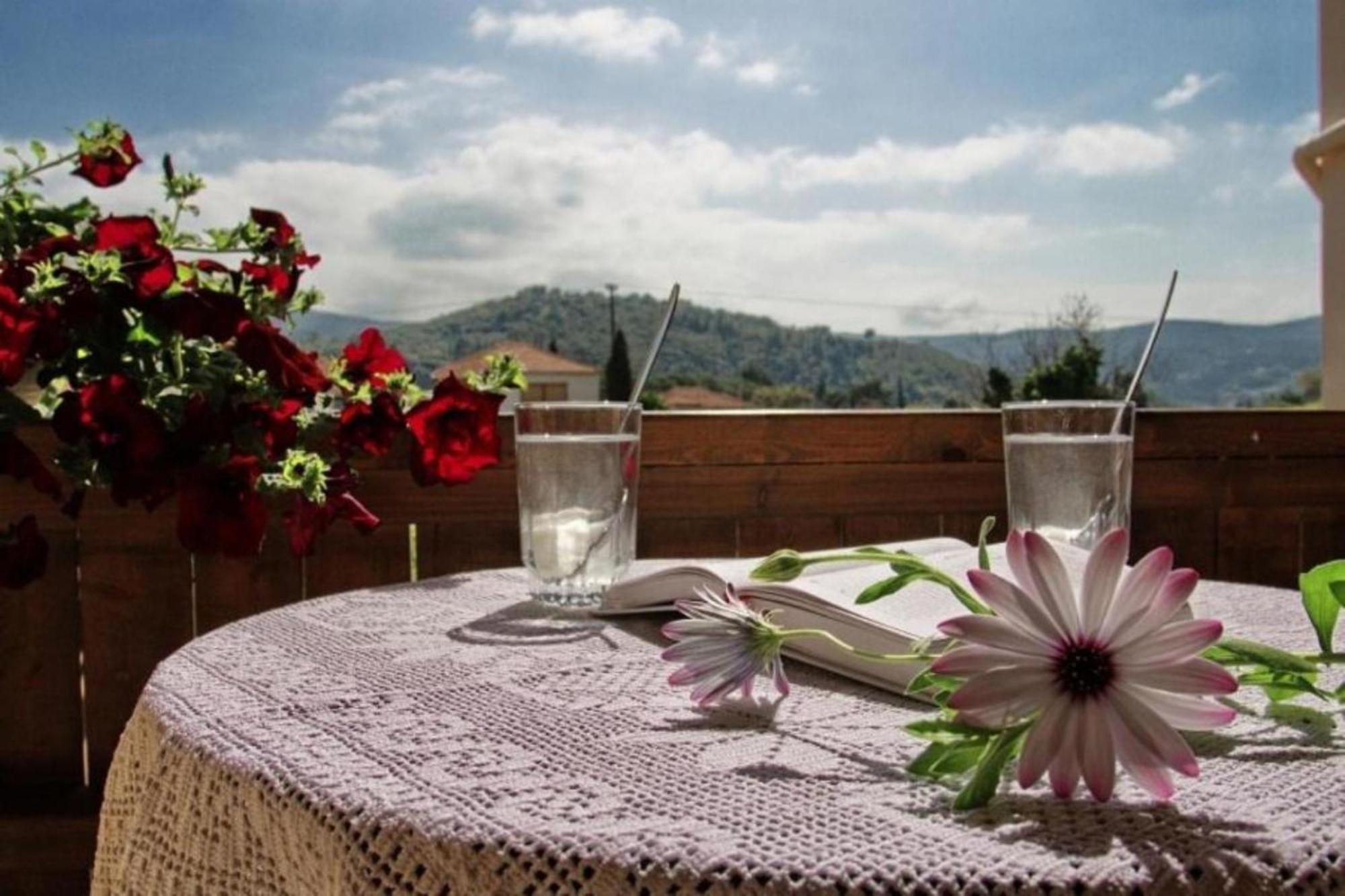 Apartamento Porto Nirikos Lefkada - Private Parking Exterior foto