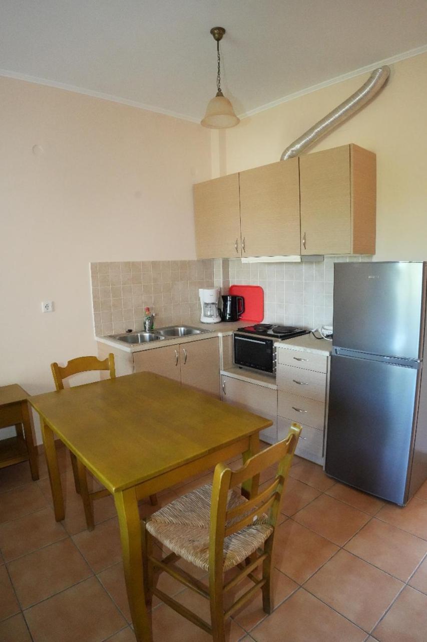 Apartamento Porto Nirikos Lefkada - Private Parking Exterior foto